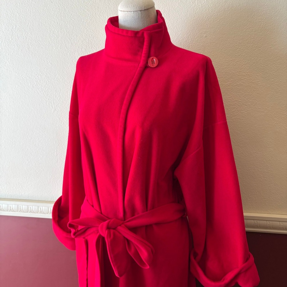 Vintage Vanity Fair Red Fleece Robe Long Belted Housecoat Made in USA 70s Funnel - Picture 2 of 13